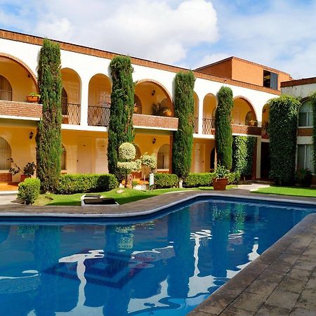 Hotel & Suites Villa Del Sol Morelia Dış mekan fotoğraf