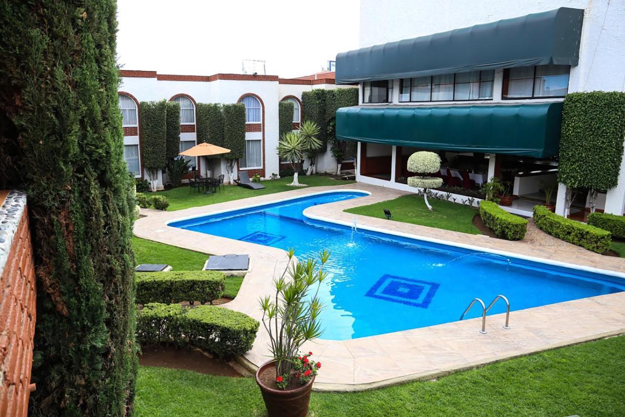 Hotel & Suites Villa Del Sol Morelia Dış mekan fotoğraf