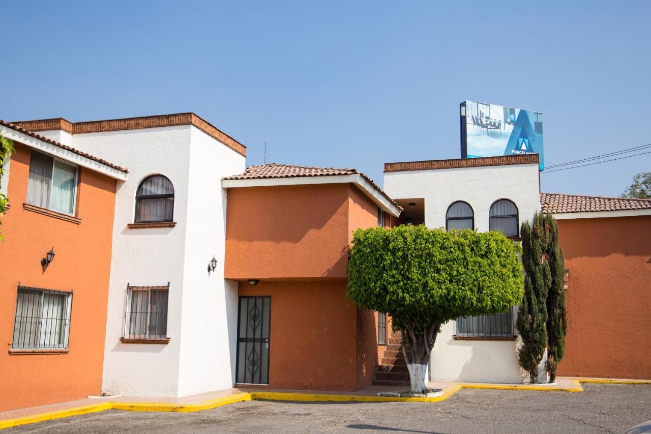 Hotel & Suites Villa Del Sol Morelia Dış mekan fotoğraf