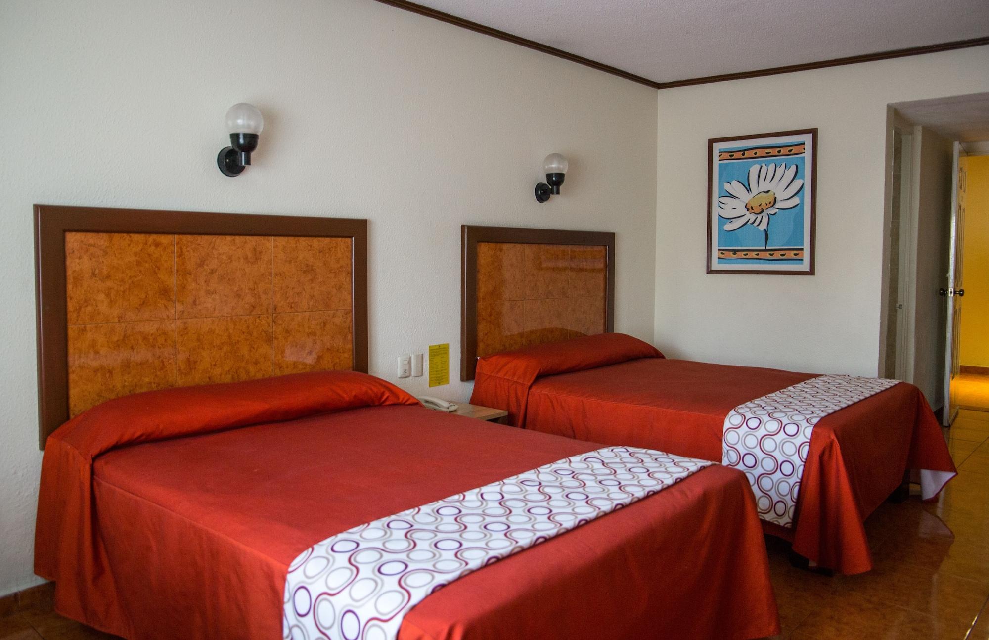 Hotel & Suites Villa Del Sol Morelia Dış mekan fotoğraf
