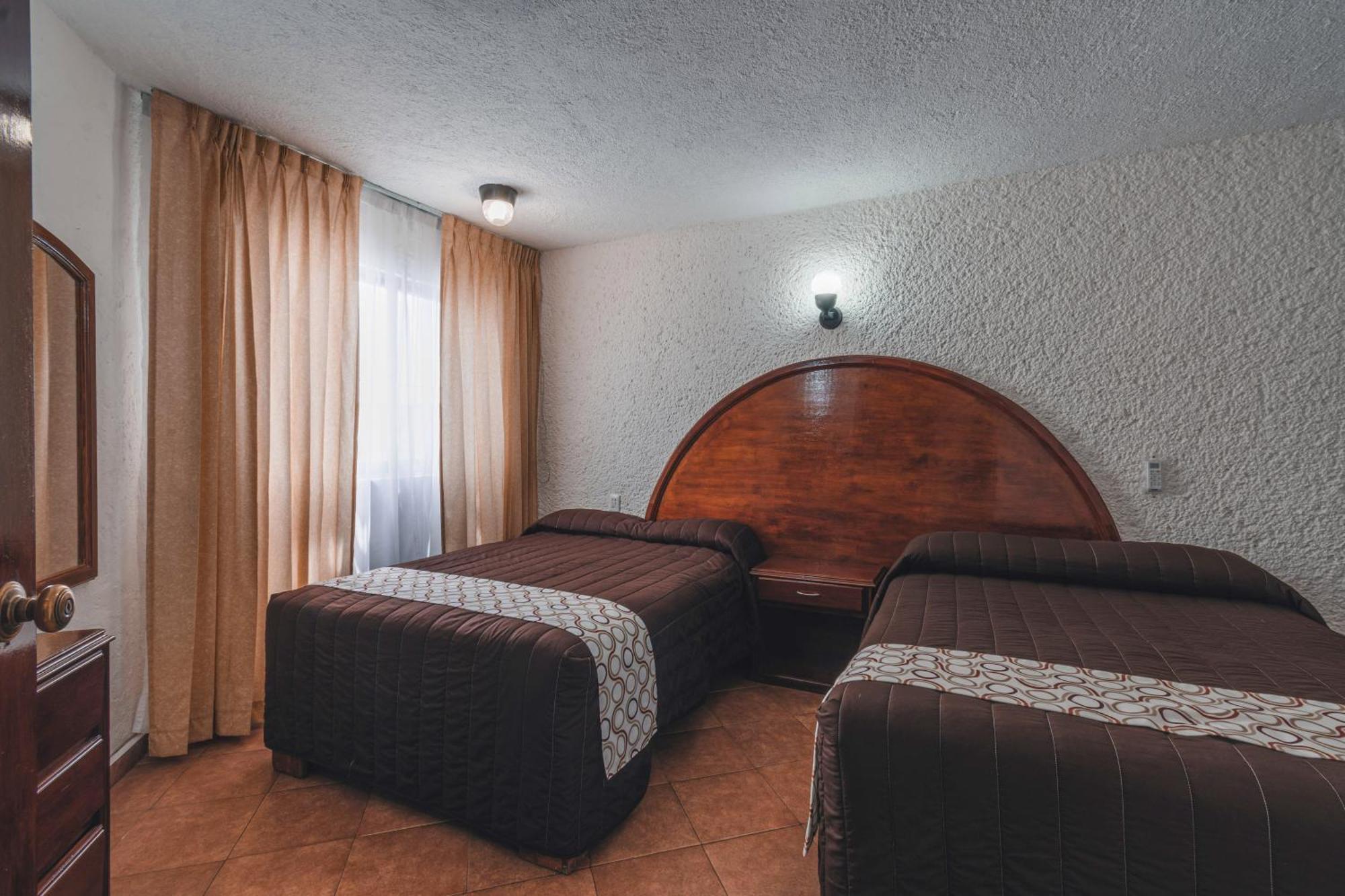 Hotel & Suites Villa Del Sol Morelia Dış mekan fotoğraf