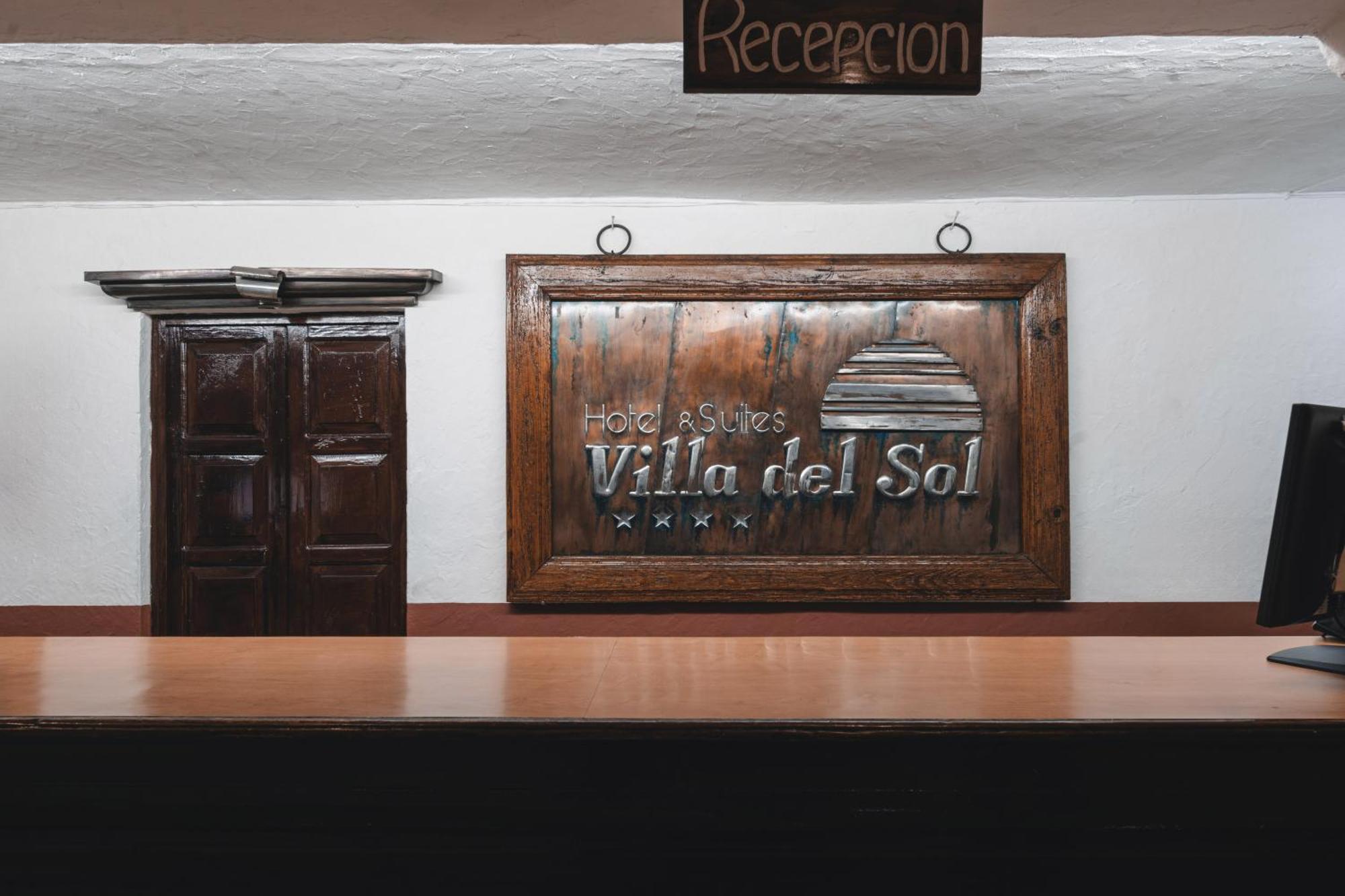 Hotel & Suites Villa Del Sol Morelia Dış mekan fotoğraf